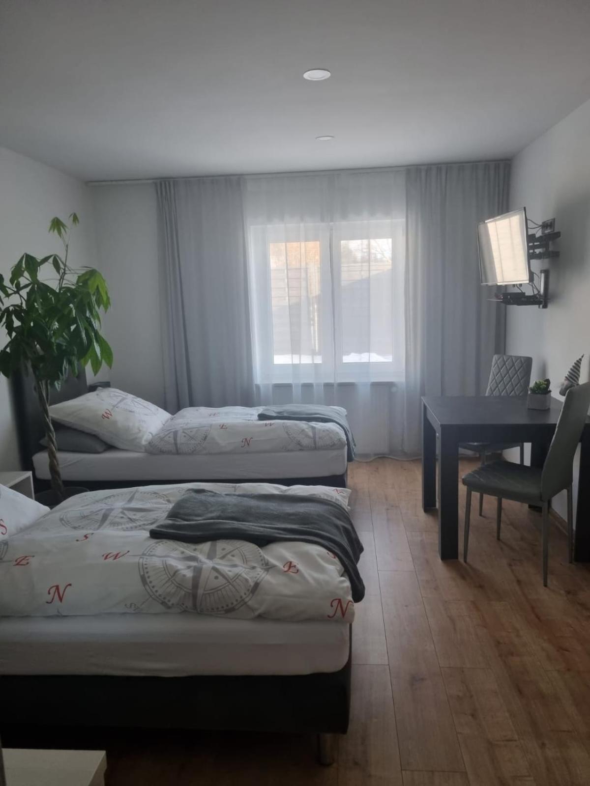 פיכטלברג Gaestehaus Windrose מראה חיצוני תמונה